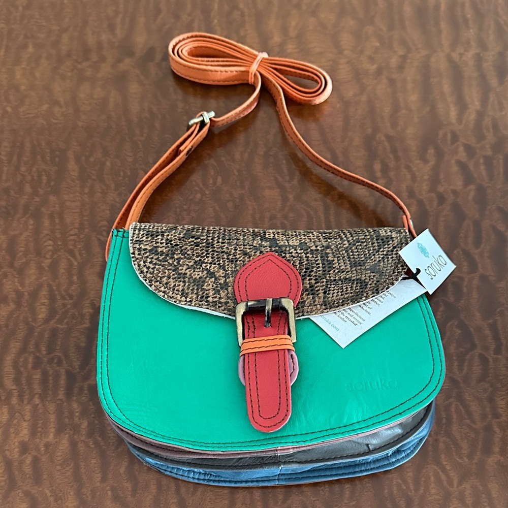 Chic Crossbody Bag with Green, Brown, and Red Accents